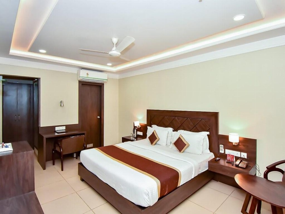 Hotel RG Inn Main image